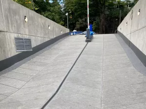 Referenz: Tiefgaragenauffahrt